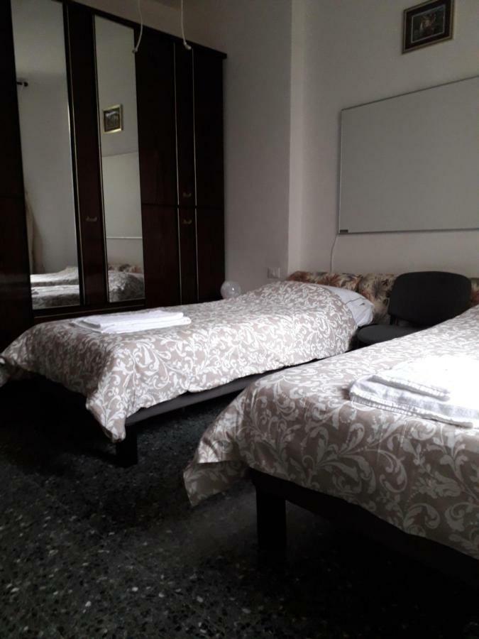 Bed and Breakfast Isola Bi Милан Экстерьер фото
